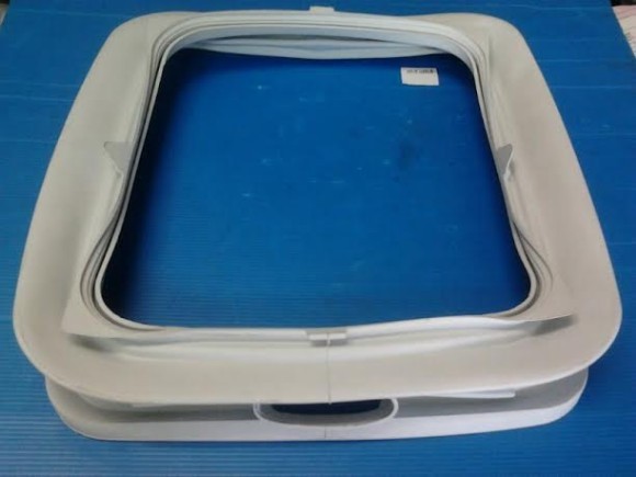 שרוול דלת למכונות כביסה באוקנט WAT7760,WAT4568, ווירפול AWT2360, AWD2881,AWD800,AWE5561 מקט 004930