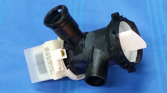 משאבה מקורית למכונת כביסה בוש WAN20150, WAW24460IL/01 ועוד דגמים, סימנס WM10P1602 , קונסטרוקטה CWF12P26IL/05, CWF10P16IL/03, CWF14W42IL/12 ועוד דגמים, מקט 013963