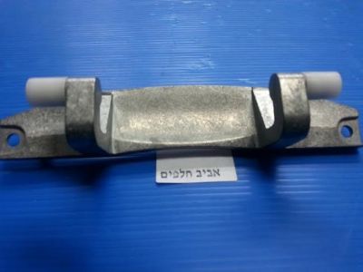 ציר דלת מקורי למכונות כביסה בוש WAP24360 , WAP20160IL עוד ודגמים ,סימנס IQ300, IS500, WM12P360IL ועוד דגמים, קונסטרוקטה P1610, CWF10P36IL ועוד,9000463344 מקט 010984