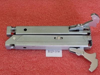 סט ציר דלת לתנורי אפיה אלקטרה 205 ועוד דגמים, מספר שכתוב על הציר 166669,מקט 010854