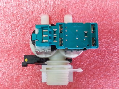 ברז כפול עם כרטיס לבוש  סימנס  קונסטרוקטה