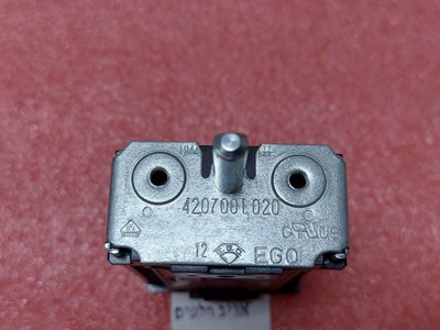 סלקטור זנוסי ZCK67201XA