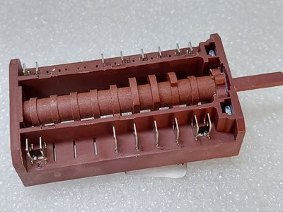 בורר 5 מצבים לתנור אפיה אלקטרולוקס ואאג מספר דגמים מספר על הבורר 807179401 מקט 013209