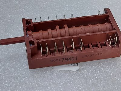 סלקטור 5 מצבים לתנור אפיה אלקטרולוקס ואאג מספר דגמים מספר על הבורר 807179401